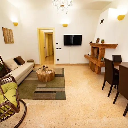 Maison Eufemia Апартаменты Верона